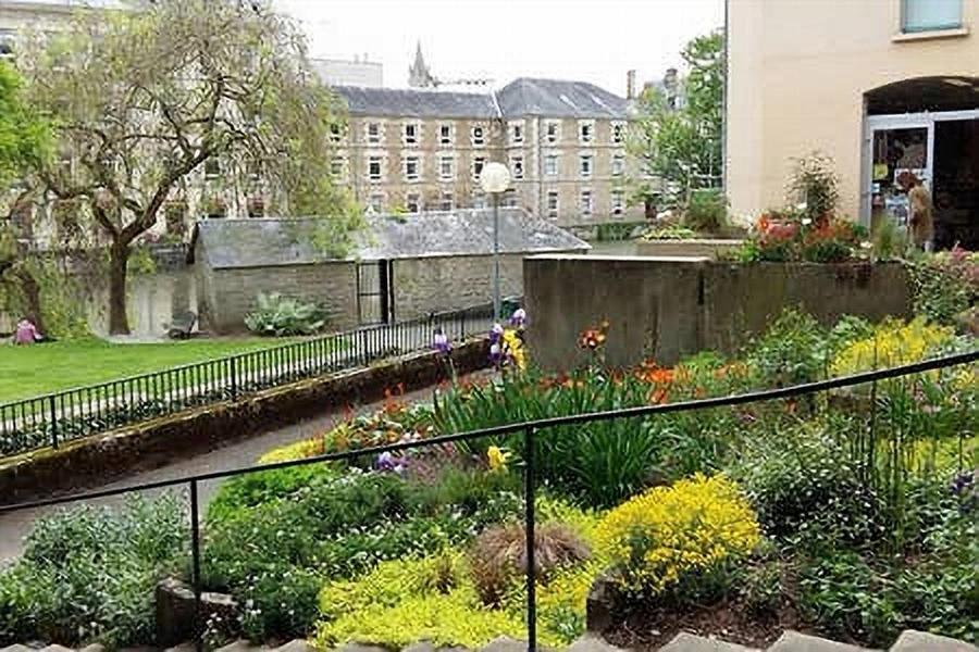 Le Pont Neuf 61 Lejlighed Alençon Eksteriør billede